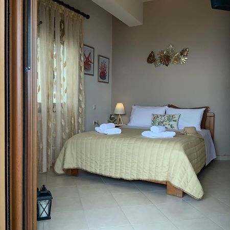 Maria'S Apartment Цуцурос Экстерьер фото