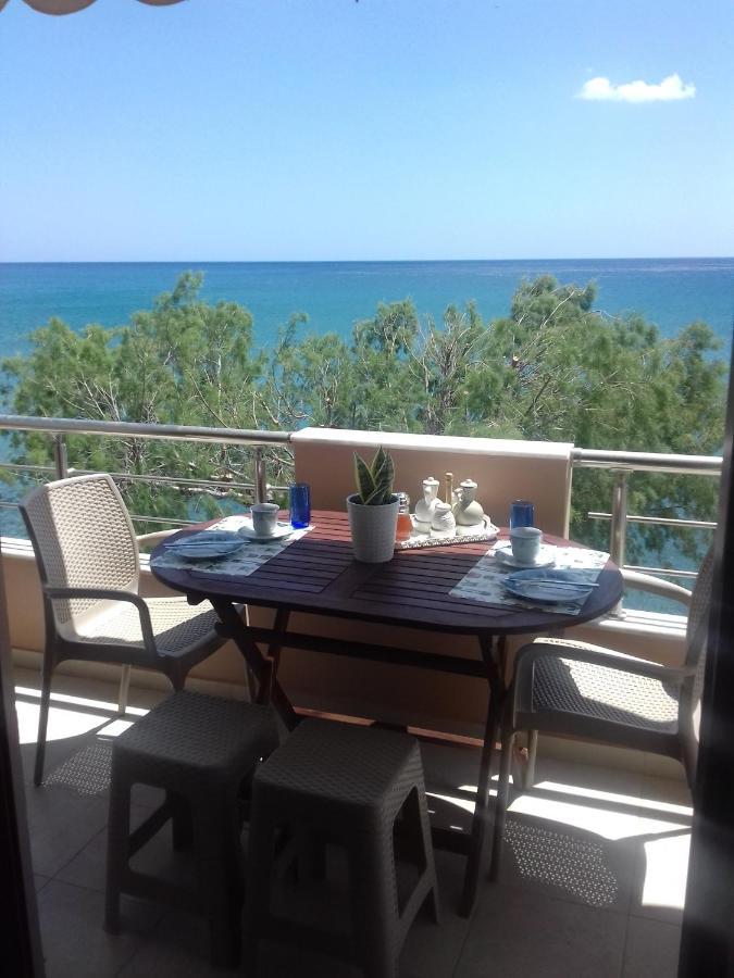 Maria'S Apartment Цуцурос Экстерьер фото