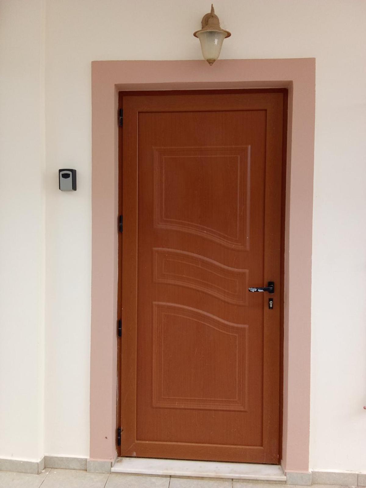 Maria'S Apartment Цуцурос Экстерьер фото